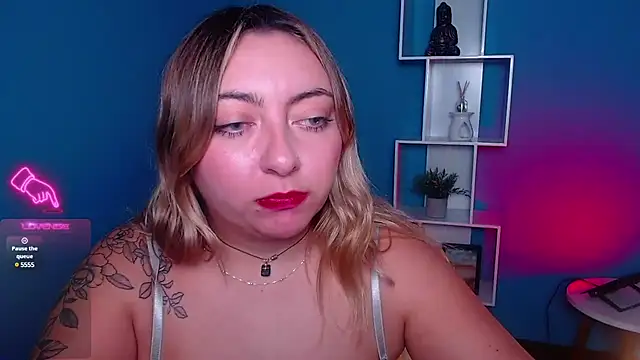 Snapshot of miaawild chatting on December 2024 04:05:01 PM miaawild online show from December 2024 04:05:01 PM