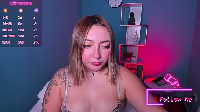 Snapshot of miaawild chatting on February 2025 08:21:01 PM miaawild online show from February 2025 08:21:01 PM