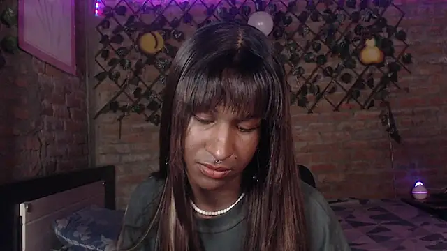 Angell Dustt  online show from February 2026 03:05:02 AM