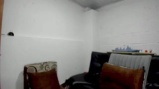 Himoreno25 online show from January 2025 07:04:02 PM