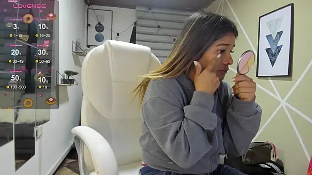 Enma  clark online show from September 2025 04:06:01 AM