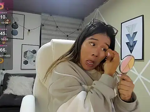 Enma  clark online show from October 2025 08:41:02 PM