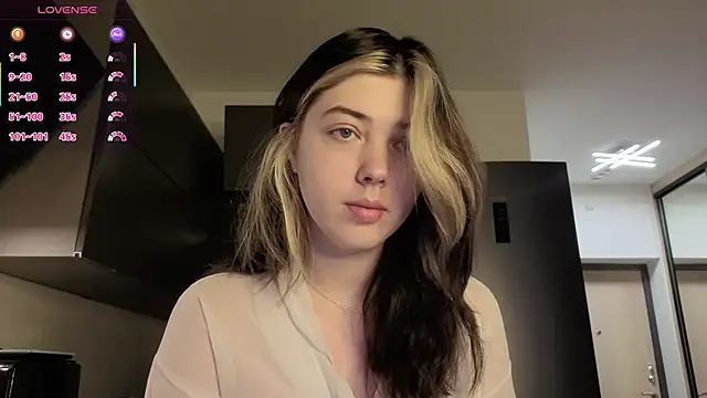 Vanessa Walters online show from February 2026 04:00:02 AM