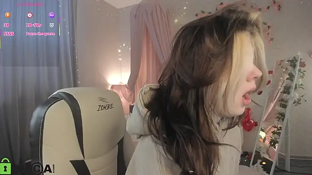 Vanessa Walters online show from March 2026 03:12:01 AM