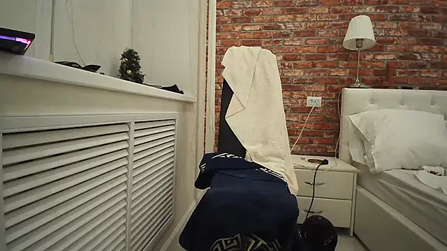 Alexxxx1086 online show from December 2024 08:44:02 PM