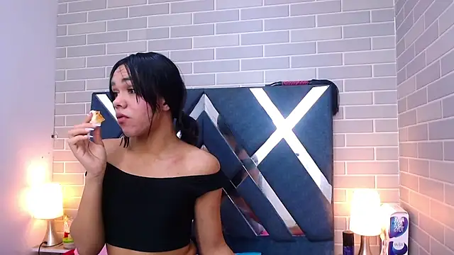 AndreaGil  online show from January 2025 04:11:01 PM