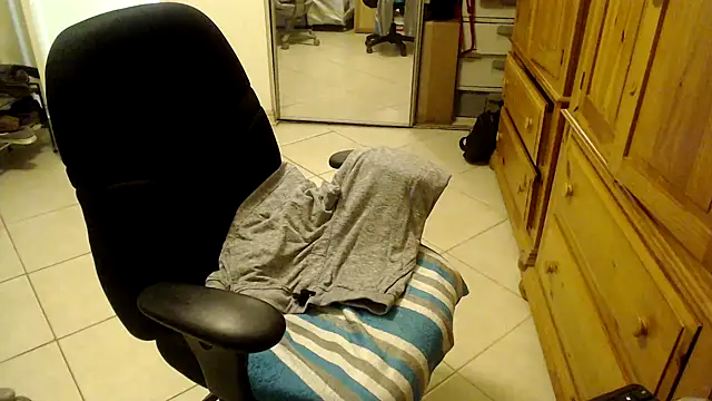 joeydee1 online show from February 2025 07:05:02 PM