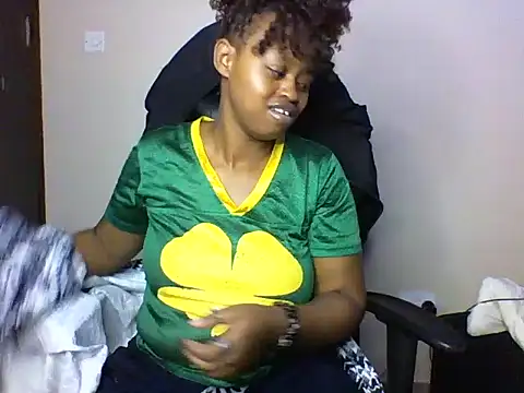 Candii wet  online show from November 2025 04:50:01 PM