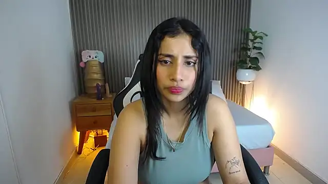 venuz lee online show from December 2024 12:55:02 PM