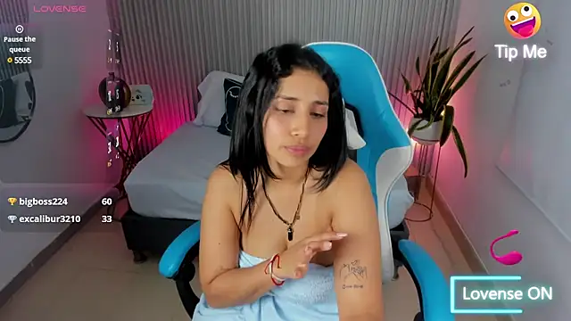 venuz lee online show from February 2025 01:13:01 AM