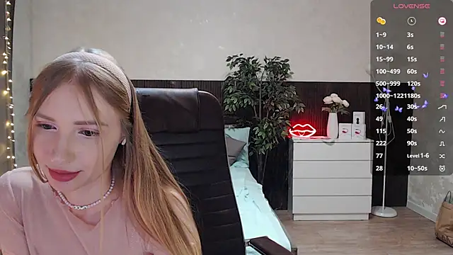 Snapshot of Cutie_Annie chatting on January 2025 05:16:02 AM Cutie Annie online show from January 2025 05:16:02 AM