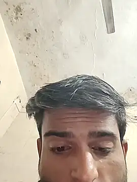 PRIYANHUxh online show from November 2025 04:39:01 PM