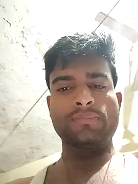 Snapshot of PRIYANHU@xh chatting on April 2026 03:48:01 AM PRIYANHUxh online show from April 2026 03:48:01 AM