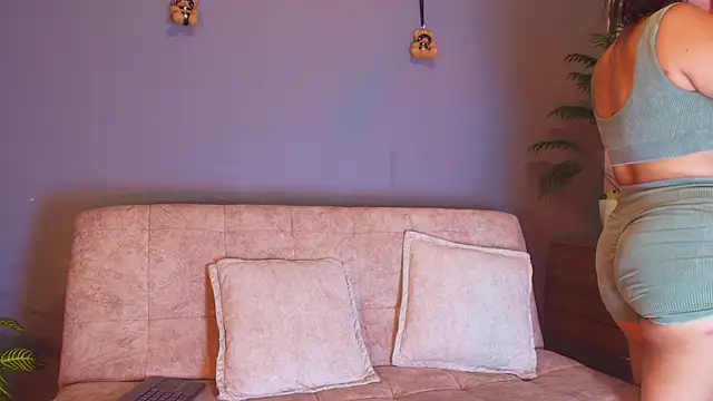 jade brunnette online show from April 2026 08:14:02 PM