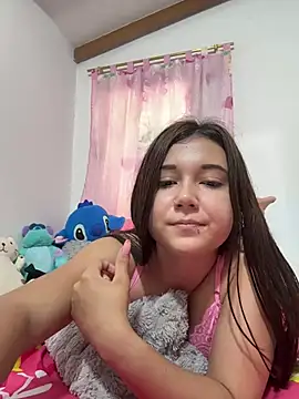 mia cooper 24 online show from February 2025 04:15:02 PM