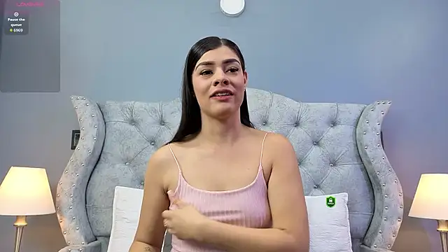 Snapshot of Maguy_Mistress chatting on February 2026 12:02:02 PM Maguy Mistress online show from February 2026 12:02:02 PM