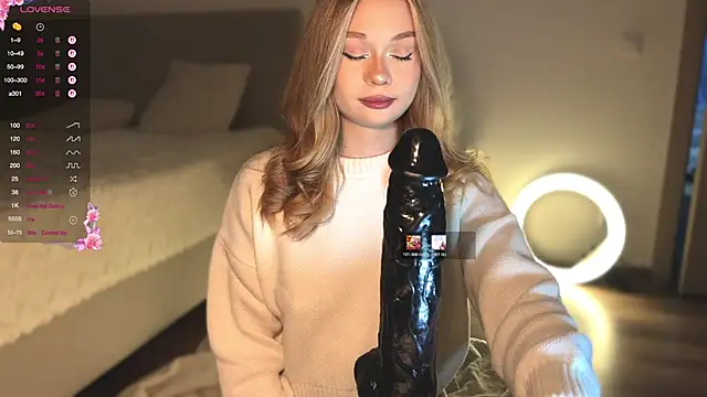 Snapshot of diaanona chatting on February 2026 09:33:02 PM diaanona online show from February 2026 09:33:02 PM