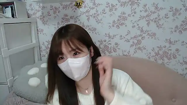 Snapshot of mei_hosina chatting on February 2026 03:52:02 PM mei hosina online show from February 2026 03:52:02 PM