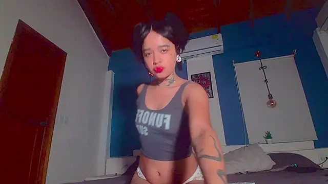 ariana-white- online show from September 2025 12:22:02 AM