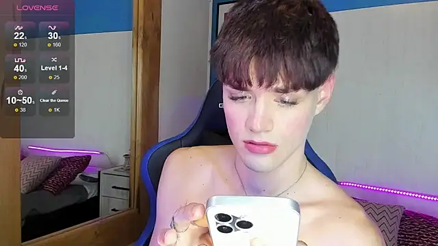 VladHellsing4 online show from March 2025 02:37:02 PM