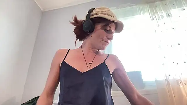 maythegr8ness online show from March 2025 10:13:02 PM