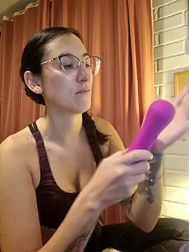 Snapshot of Afrania chatting on April 2026 04:19:01 AM Afrania online show from April 2026 04:19:01 AM