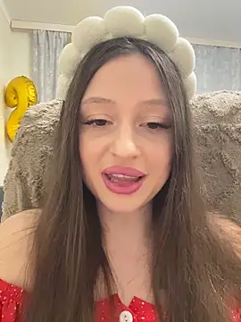 Kimsweet7 online show from March 2026 06:33:01 PM