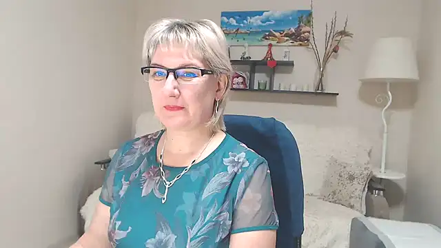 FleurMays online show from January 2025 12:35:01 PM