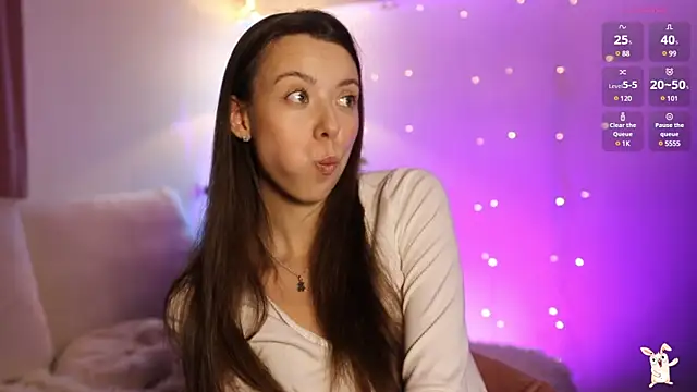 Goldy Grace  online show from January 2025 04:41:01 PM