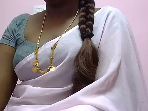 Hot akshara online show from November 2025 05:57:01 PM