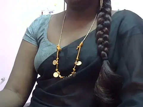 Snapshot of Hot_akshara chatting on January 2026 03:17:01 PM Hot akshara online show from January 2026 03:17:01 PM