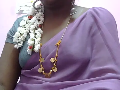 Snapshot of Hot_akshara chatting on February 2026 06:56:02 PM Hot akshara online show from February 2026 06:56:02 PM