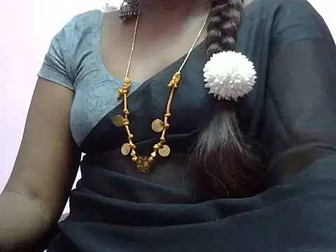 Snapshot of Hot_akshara chatting on February 2026 06:09:01 PM Hot akshara online show from February 2026 06:09:01 PM