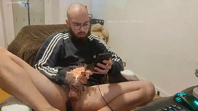 azagoul222 online show from December 2024 05:33:01 PM