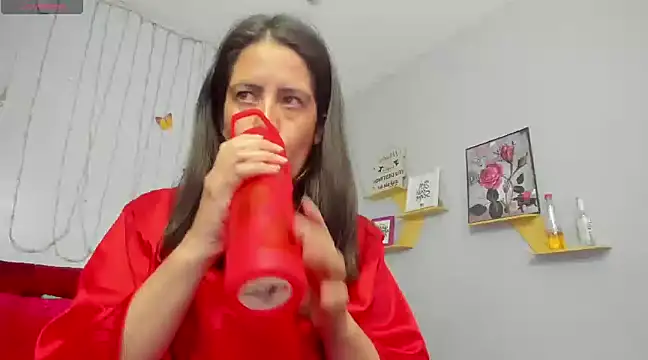 kathina giraldo online show from February 2025 03:39:01 PM