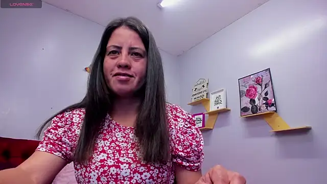 kathina giraldo online show from September 2025 01:23:01 PM