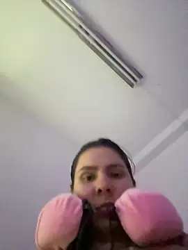 SofiaG  online show from December 2024 01:58:02 AM