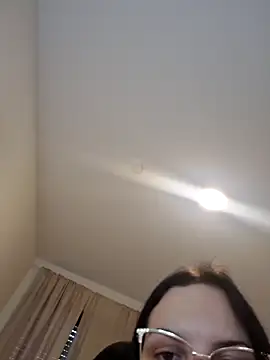 Jujuicy 97 online show from November 2025 12:28:01 PM