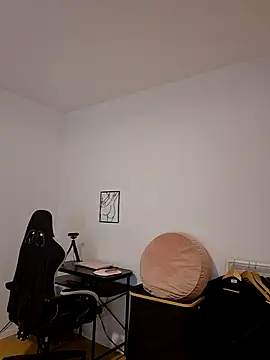 Jujuicy 97 online show from February 2026 09:02:02 AM