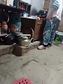 JasminePham online show from December 2024 04:06:01 AM