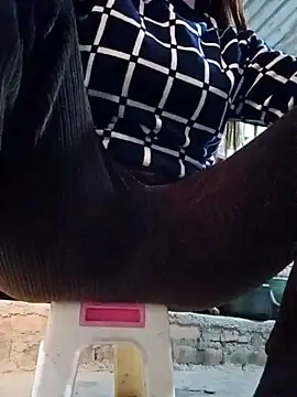 JasminePham online show from January 2025 07:38:01 AM