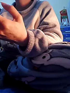 JasminePham online show from January 2025 12:35:01 AM