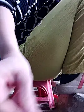 JasminePham online show from January 2025 09:33:02 AM