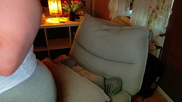 jenna-sxy19 online show from April 2026 12:55:01 PM