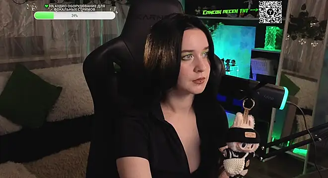 KiraLiLime online show from October 2025 08:00:02 PM