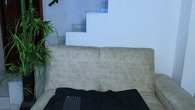 Lorenne Miller online show from March 2026 05:36:01 AM