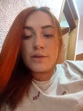  KarolSmith online show from September 2025 03:45:01 PM