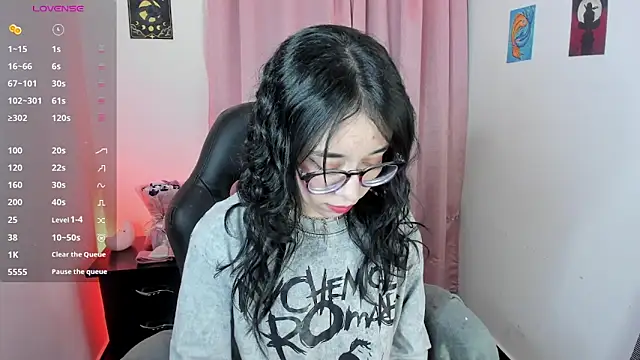 Snapshot of indra_cam chatting on February 2026 03:26:02 AM indra cam online show from February 2026 03:26:02 AM