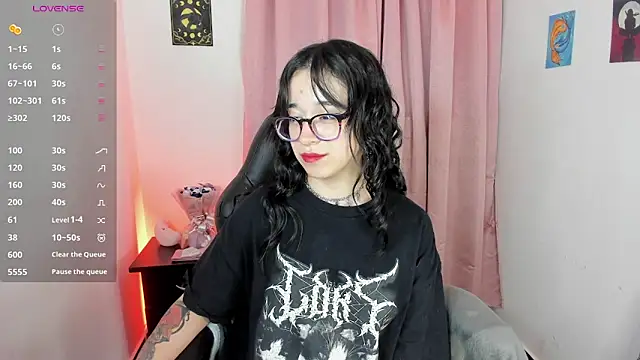 Snapshot of indra_cam chatting on February 2026 03:38:02 AM indra cam online show from February 2026 03:38:02 AM