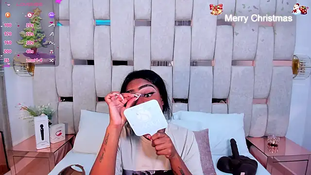 mia schwarz online show from December 2024 05:17:01 AM